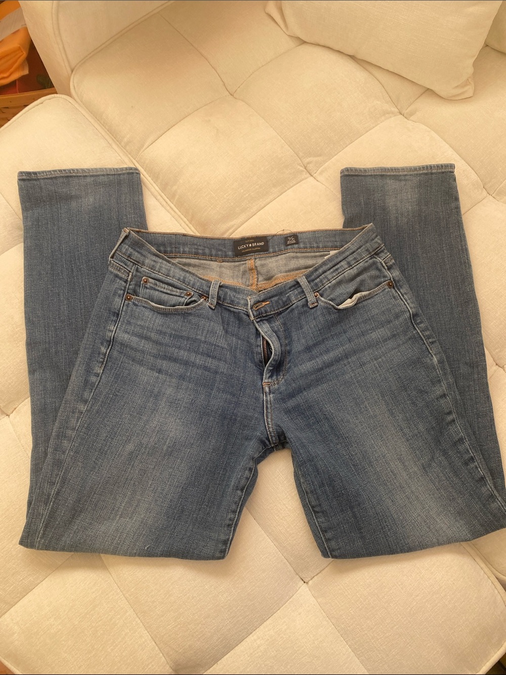 Lucky Brand sweet straight Jeans in Medium Blue Wash size 12
